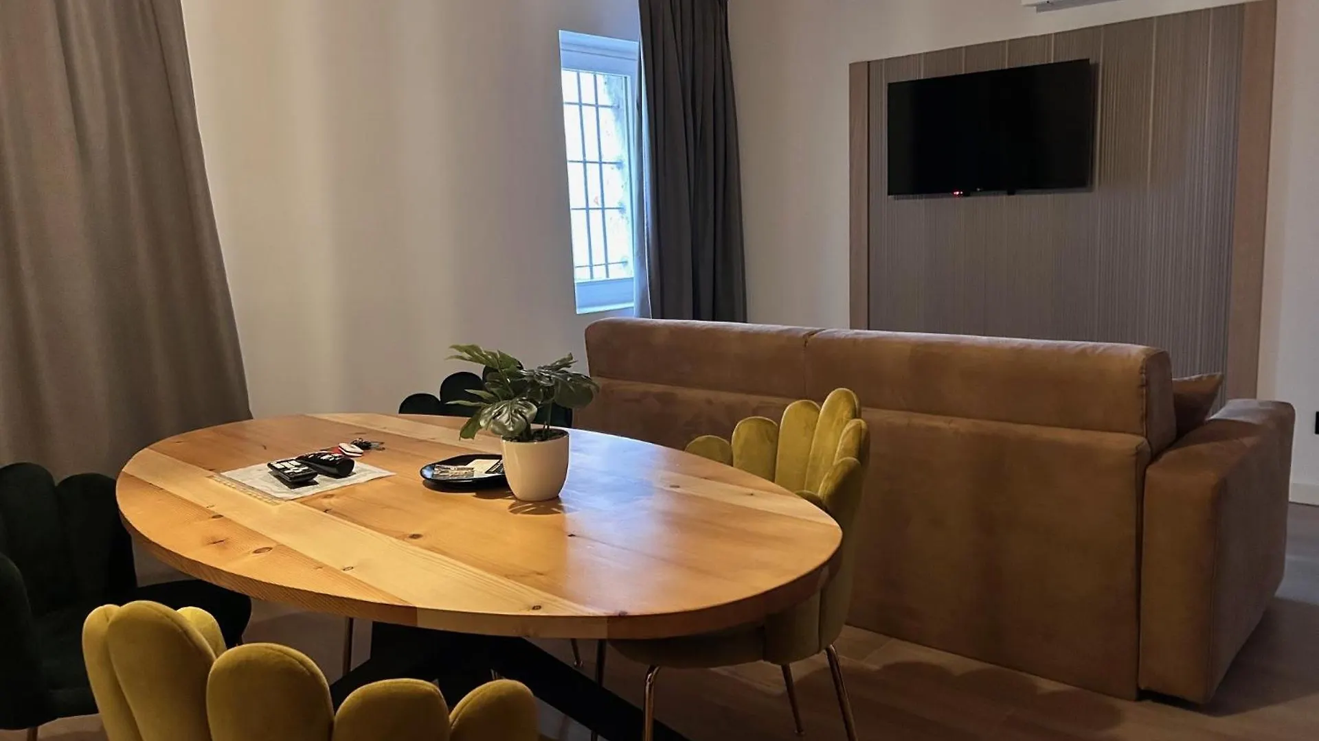 Casa Belvedere - Enjoy Holiday Cavaion Veronese Apartment